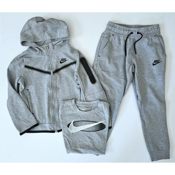 Nike Tech Boys XS Grey Fleece Hoodie Jacket Tee T-Shirt...